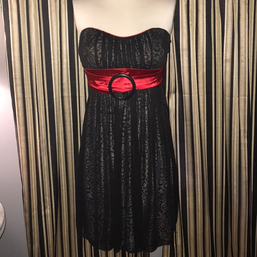 Date night or girls night out leopard print dress